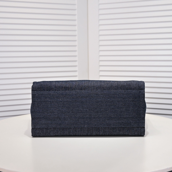 シャネルバッグ内部構造